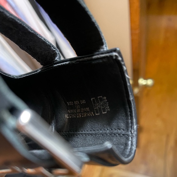 💖💕 ZARA LEATHER ANKLE BOOT SANDAL CUT OUT BUCKLE HEEL SHOE BLACK SIZE 40 9💕💖 - Picture 11 of 16